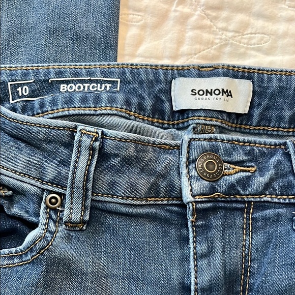 Sonoma Bootcut Jeans, size 10. Bundle with other Sonoma Jeans both for $15 - Picture 2 of 4